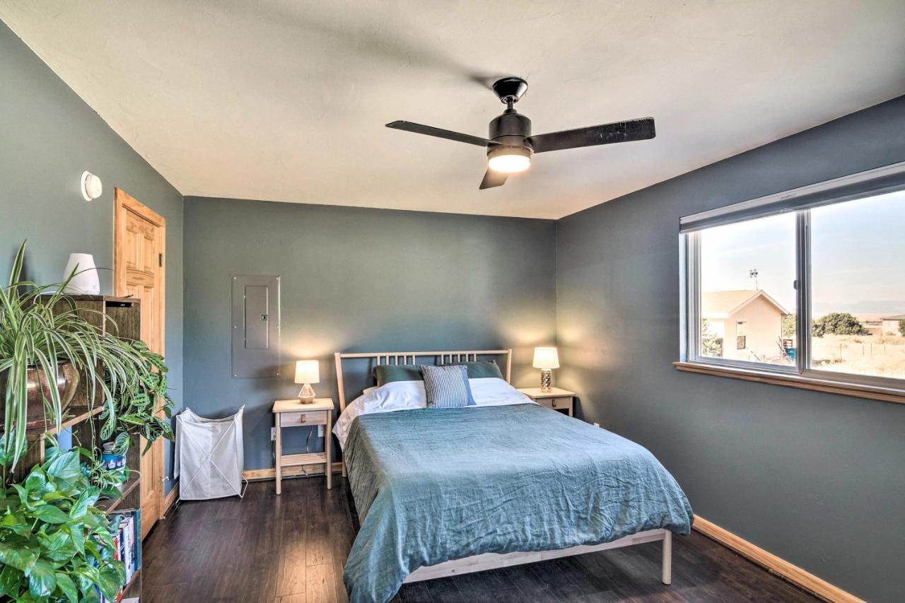 Villa Cozy Remote Retreat • Mountain Views • Stargazing à Crestone Extérieur photo